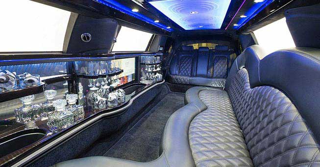 Sacramento Lincoln Stretch Limo